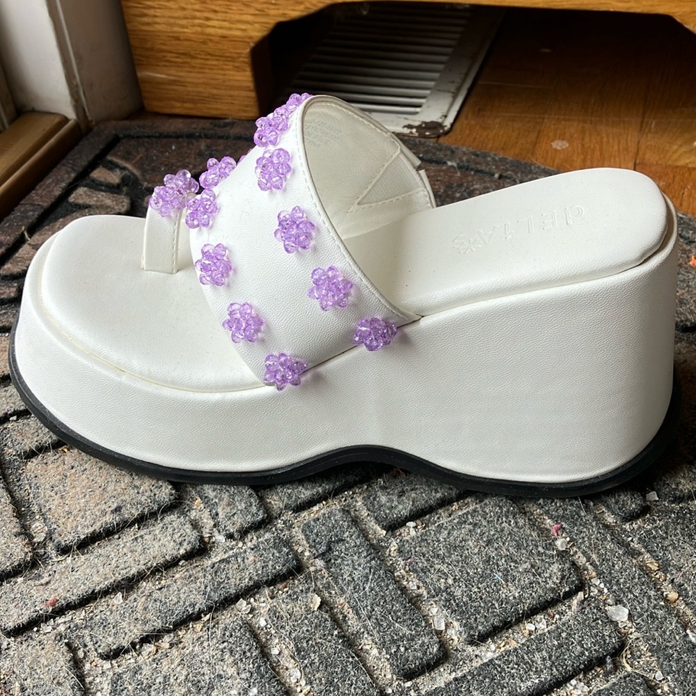 dELiA*s White and Purple Women's Platform Sandals DollsKill 7 - Picture 4 of 10